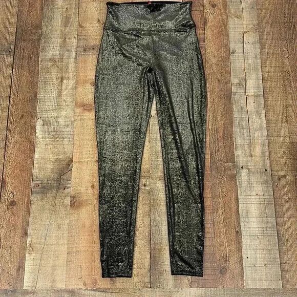 SPANX Pants - Spanx By Sara Blakely Black/ Gold Shimmer Velvet Leggings Women’s Sz M
